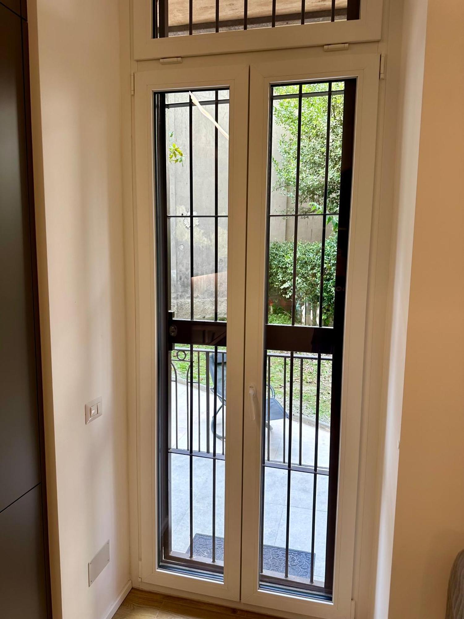 Lr Deluxe Apartments - Porta Venezia - Bilocale Con Giardino Privato Милано Екстериор снимка
