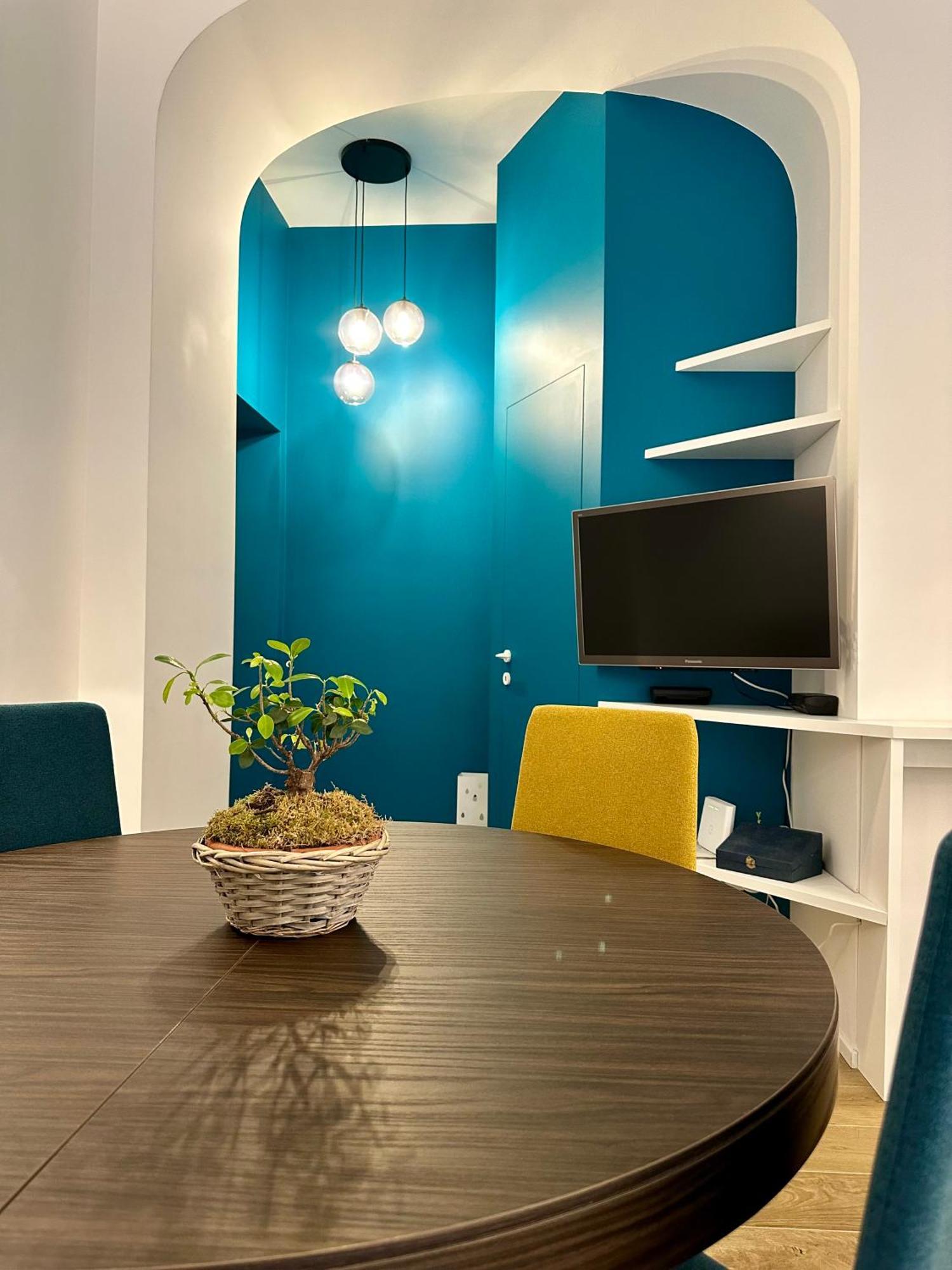 Lr Deluxe Apartments - Porta Venezia - Bilocale Con Giardino Privato Милано Екстериор снимка